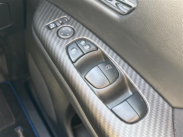 Nissan SERENA 2018 8277386-10