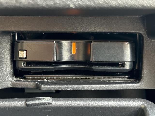 Nissan SERENA 2018 8277386-8