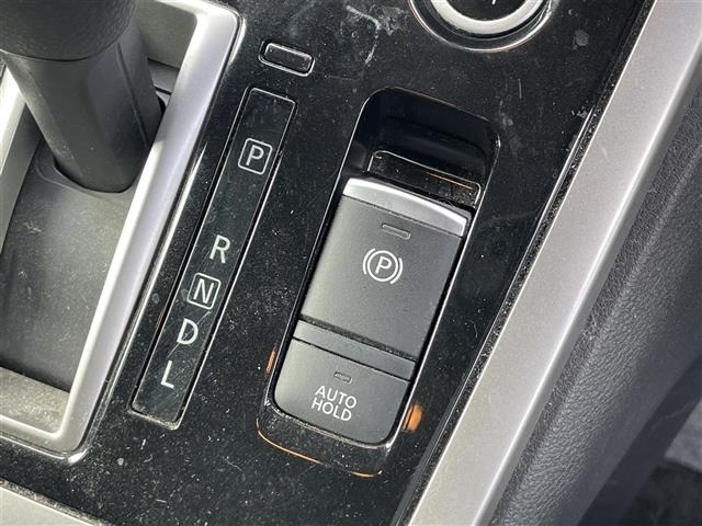 Nissan SERENA 2017 8277582-9