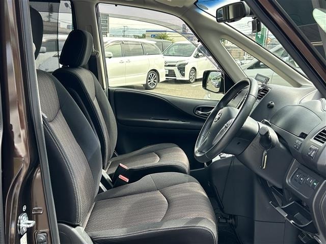 Nissan SERENA 2015 8277668-9