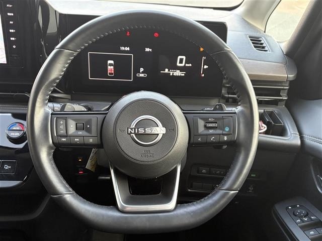 Nissan SERENA 2023 8277748-3