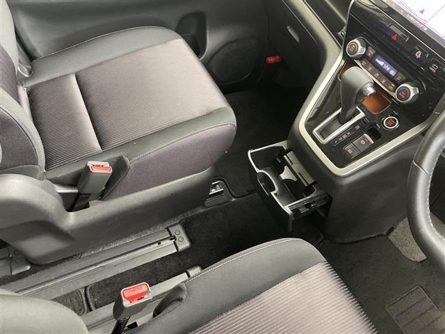 Nissan SERENA 2016 8277798-2