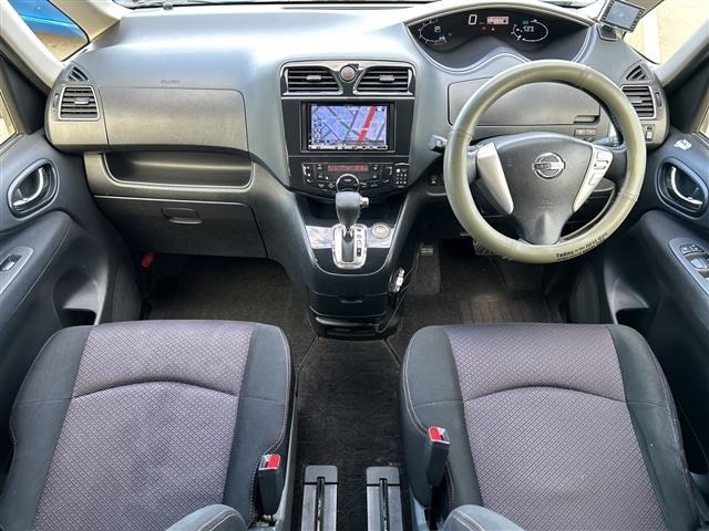 Nissan SERENA 2013 8277832-15