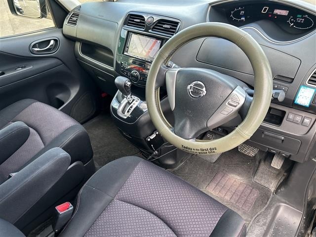 Nissan SERENA 2013 8277832-6