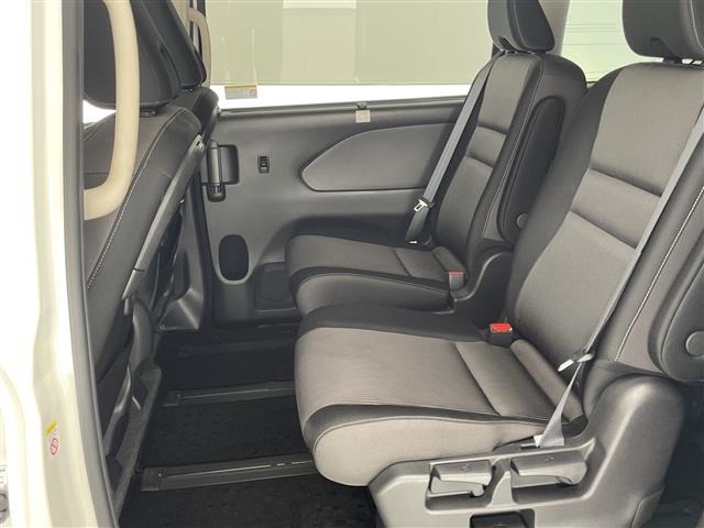 Nissan SERENA 2021 8277875-4