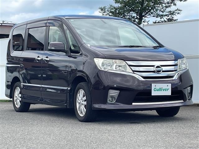 Nissan SERENA 2012 8277996-0