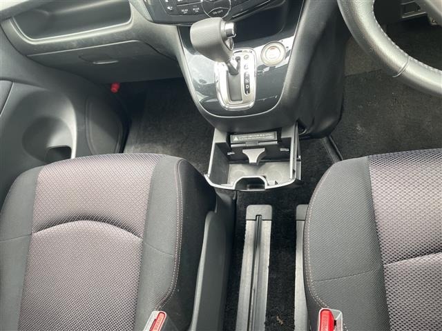 Nissan SERENA 2012 8277996-2