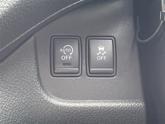 Nissan SERENA 2012 8277996-3