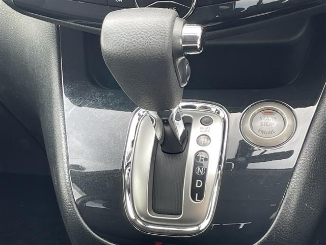 Nissan SERENA 2012 8277996-4