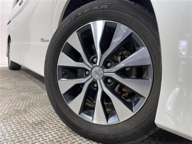 Nissan SERENA 2017 8278024-2