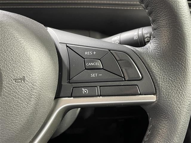 Nissan SERENA 2017 8278024-8