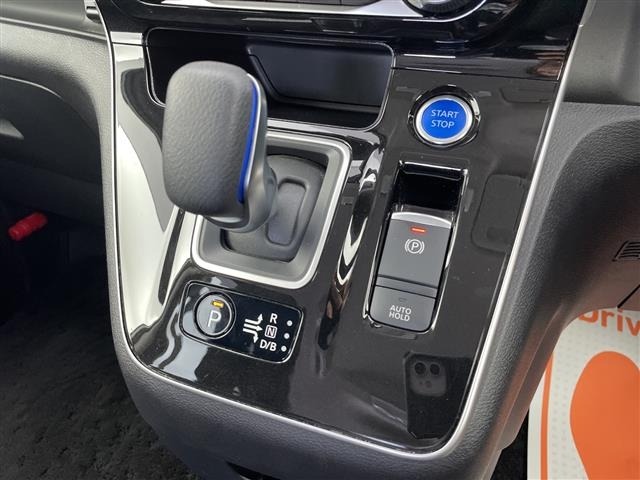Nissan SERENA 2022 8278058-12