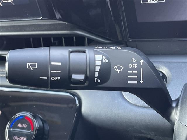 Nissan SERENA 2025 8278405-7