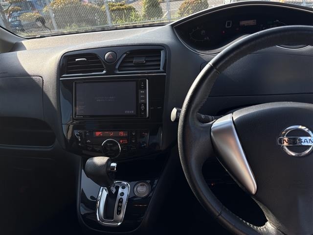 Nissan SERENA 2011 8279478-4