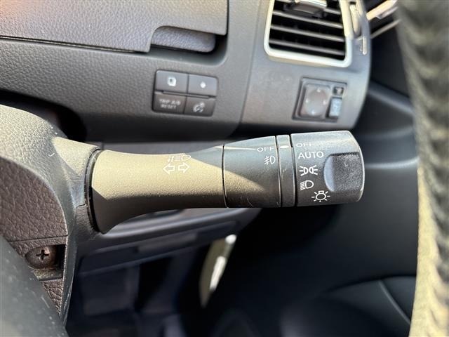Nissan SERENA 2011 8279478-8