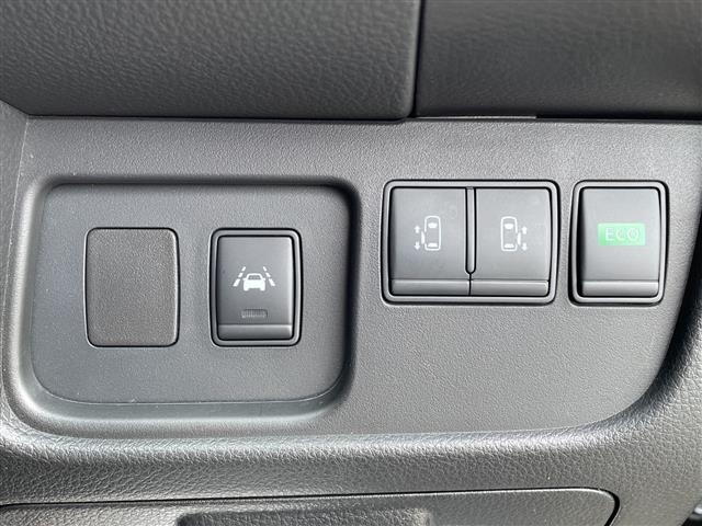 Nissan SERENA 2015 8279950-10