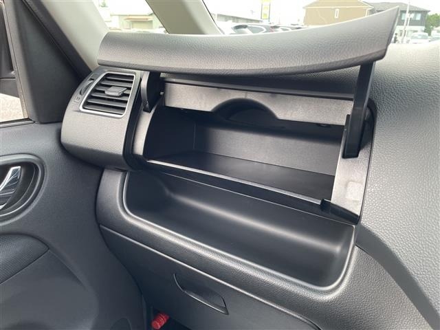 Nissan SERENA 2015 8279950-22