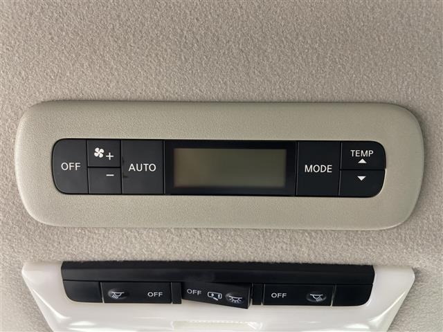 Nissan SERENA 2018 8280023-17