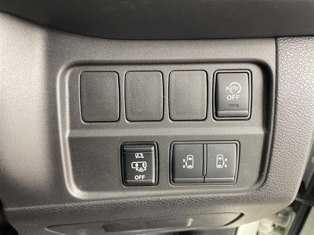 Nissan SERENA 2018 8280023-18