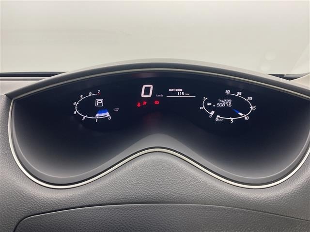 Nissan SERENA 2014 8280103-6