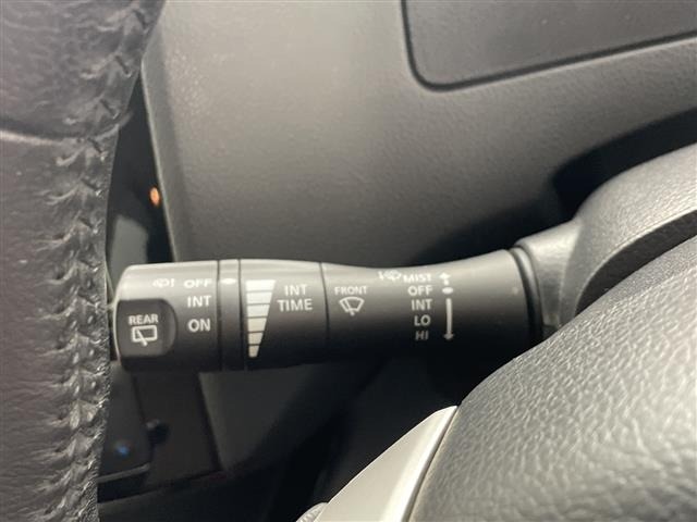 Nissan SERENA 2014 8280103-7