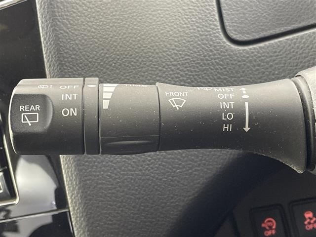 Nissan SERENA 2015 8280442-11