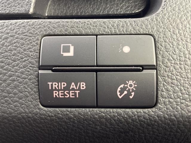 Nissan SERENA 2015 8280442-4