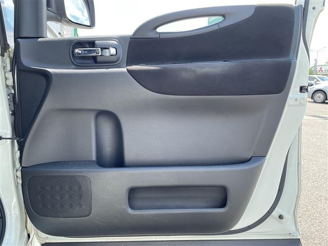 Nissan SERENA 2009 8280802-6