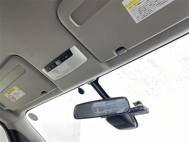 Nissan SERENA 2018 8281089-11