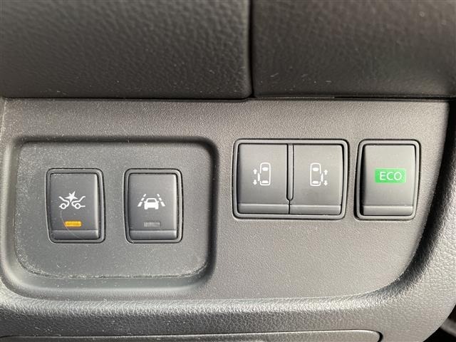 Nissan SERENA 2015 8282459-18