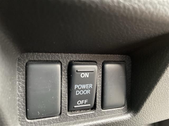 Nissan SERENA 2015 8282459-21