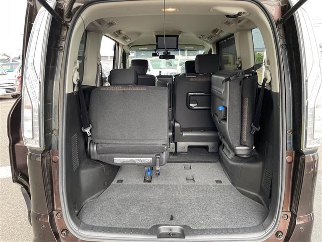 Nissan SERENA 2015 8282459-22