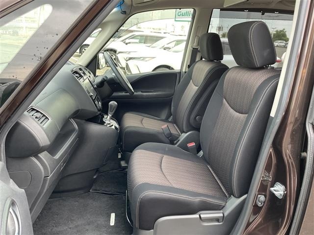 Nissan SERENA 2015 8282459-9