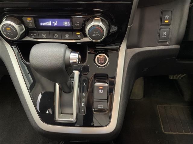 Nissan SERENA 2016 8282576-4