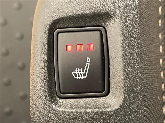 Nissan SERENA 2025 8282596-9