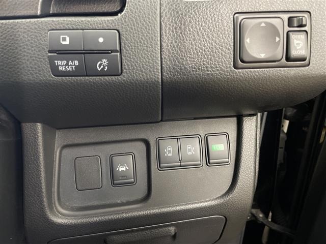 Nissan SERENA 2015 8282769-5