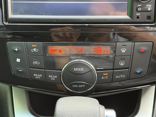 Nissan SERENA 2016 8282770-11