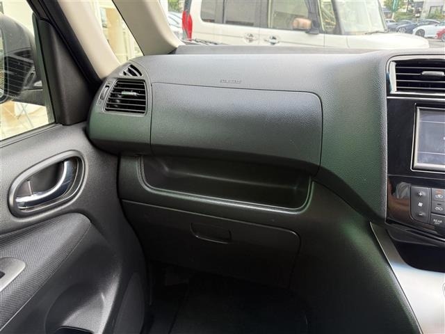 Nissan SERENA 2016 8282770-22