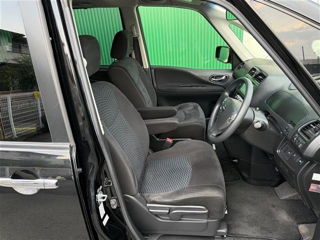 Nissan SERENA 2016 8282770-6