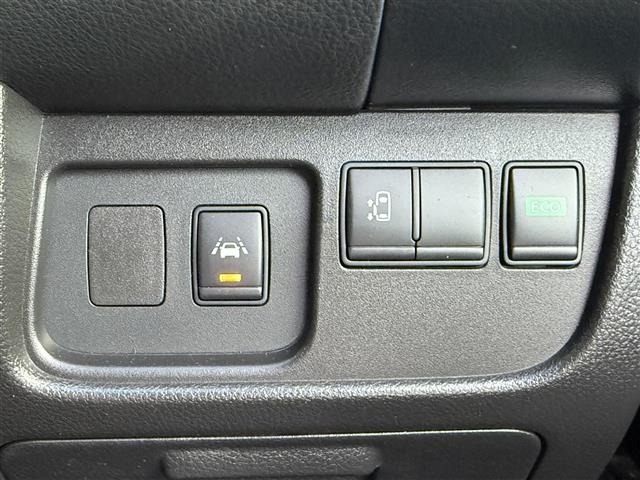 Nissan SERENA 2016 8282770-7