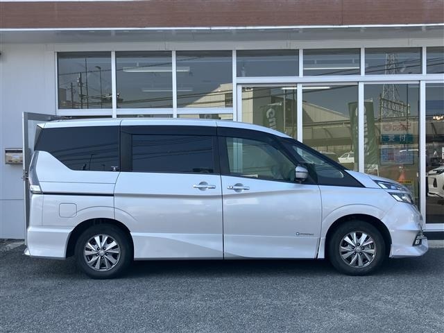 Nissan SERENA 2018 8282796-21