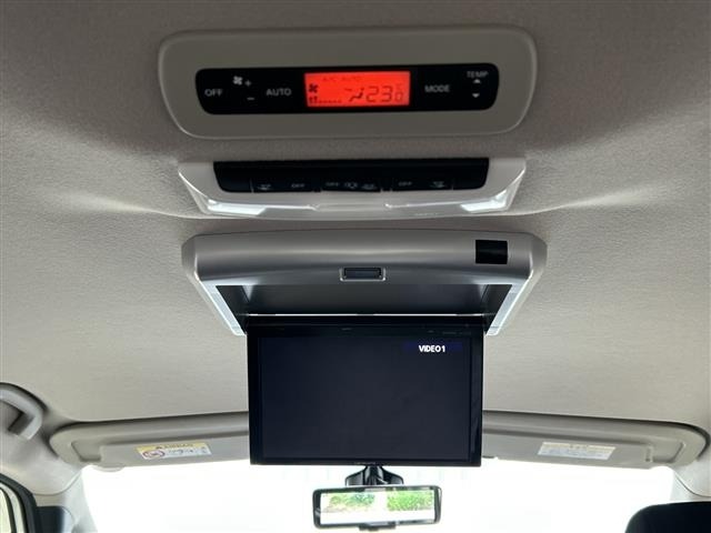 Nissan SERENA 2018 8282965-15