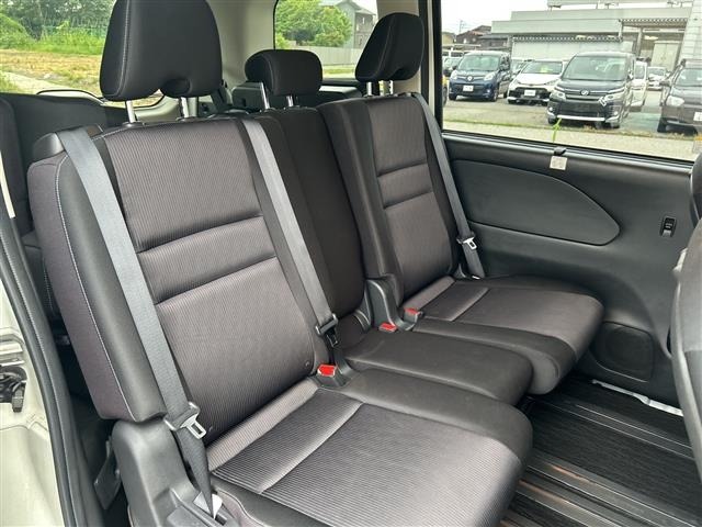 Nissan SERENA 2018 8282965-2