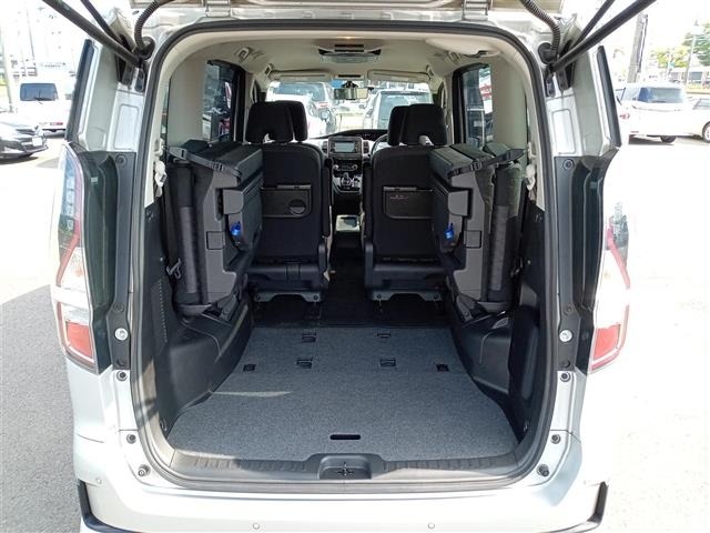 Nissan SERENA 2022 8282990-3