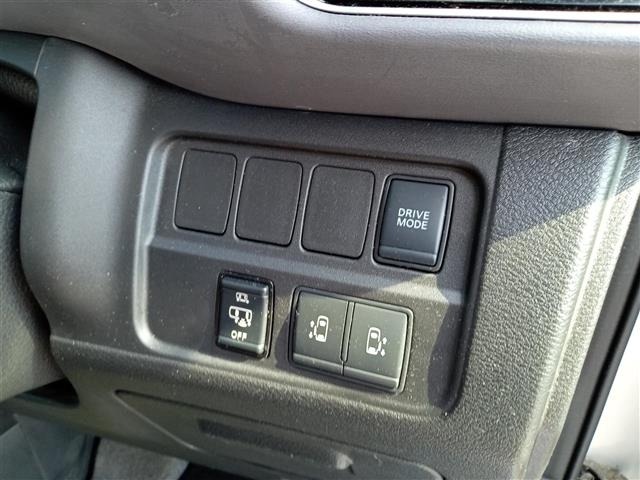 Nissan SERENA 2022 8282990-4