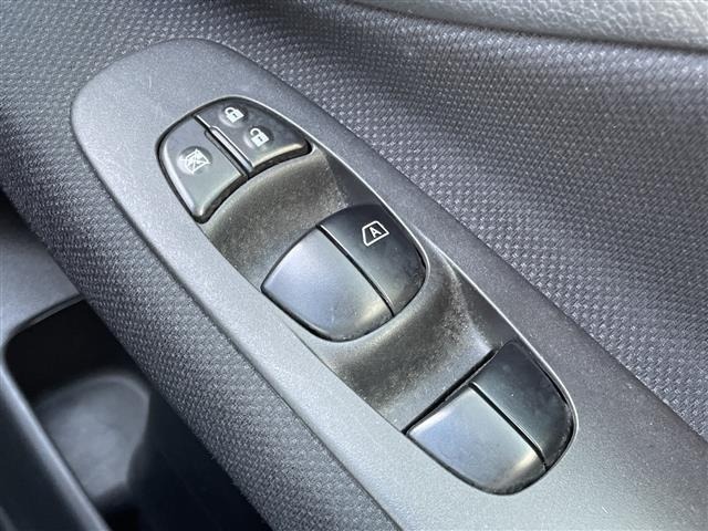 Nissan SERENA 2014 8283032-12