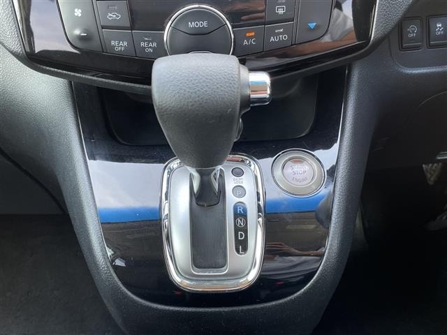 Nissan SERENA 2014 8283032-26