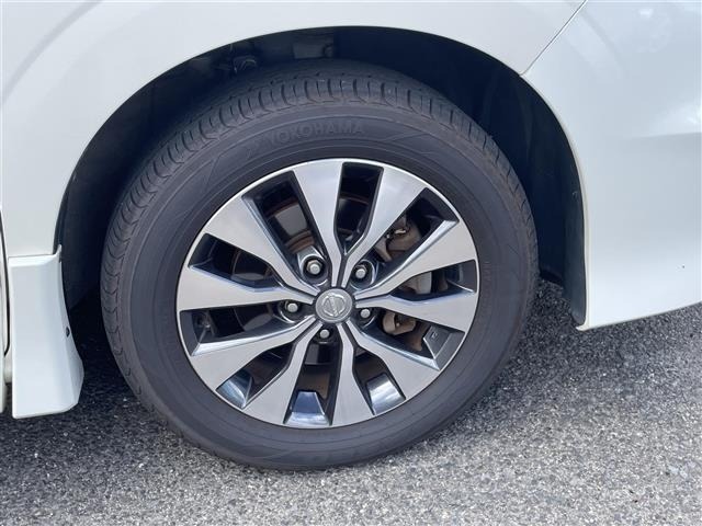 Nissan SERENA 2017 8283131-8