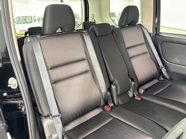 Nissan SERENA 2016 8283191-8
