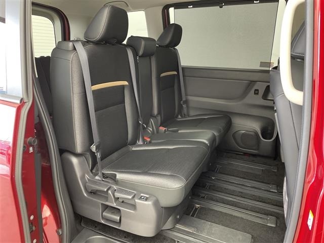 Nissan SERENA 2023 8283198-7